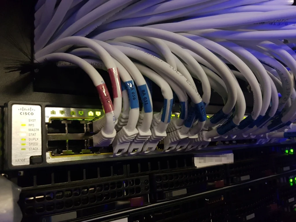 Servers hosting in Belgium 3